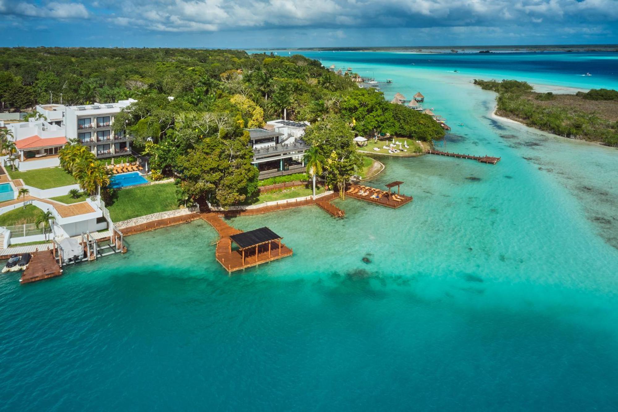 Cristalino Lagoon Front Hotel, Restaurant & Spa 巴卡拉尔 外观 照片