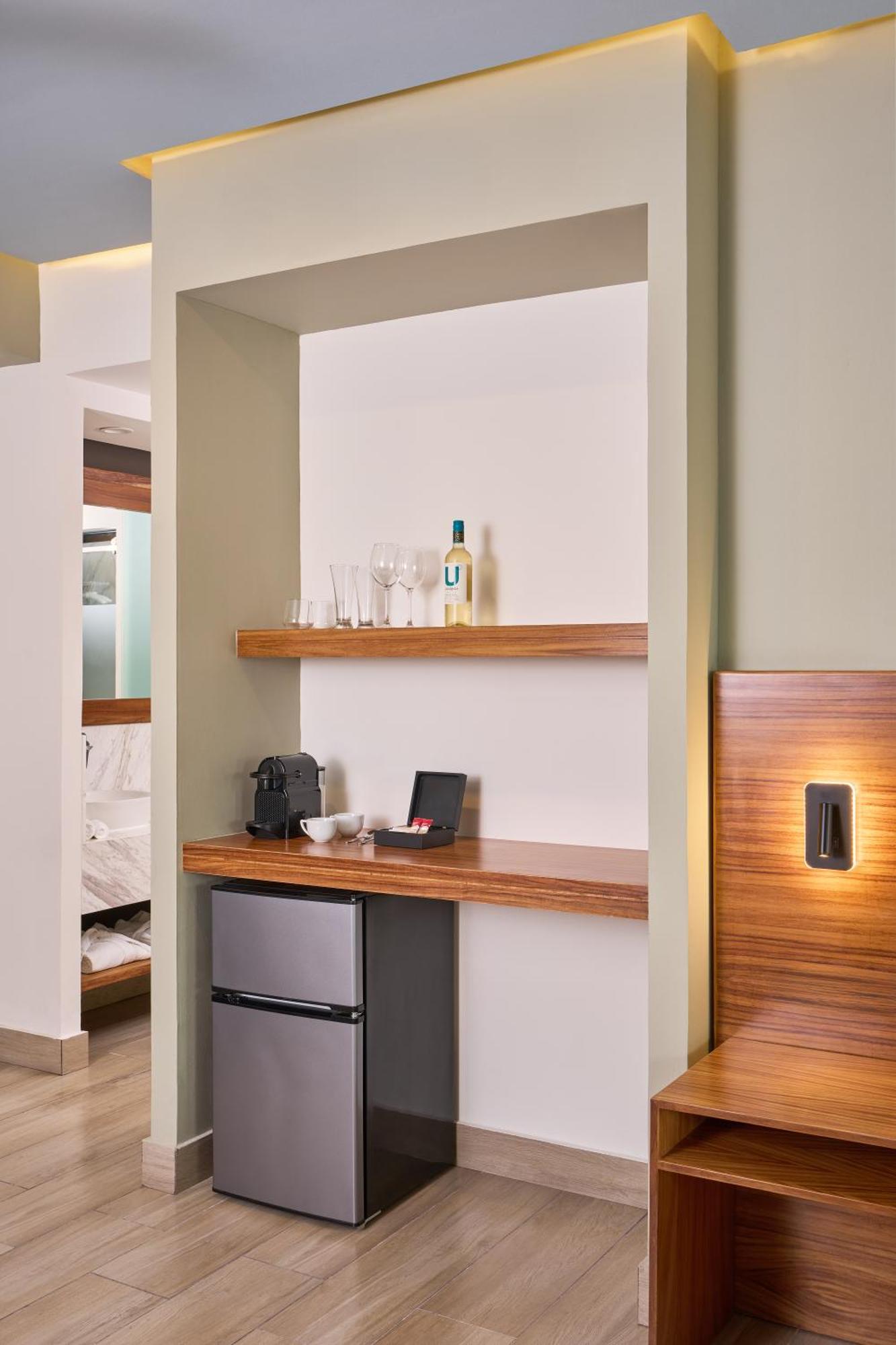 Cristalino Lagoon Front Hotel, Restaurant & Spa 巴卡拉尔 外观 照片