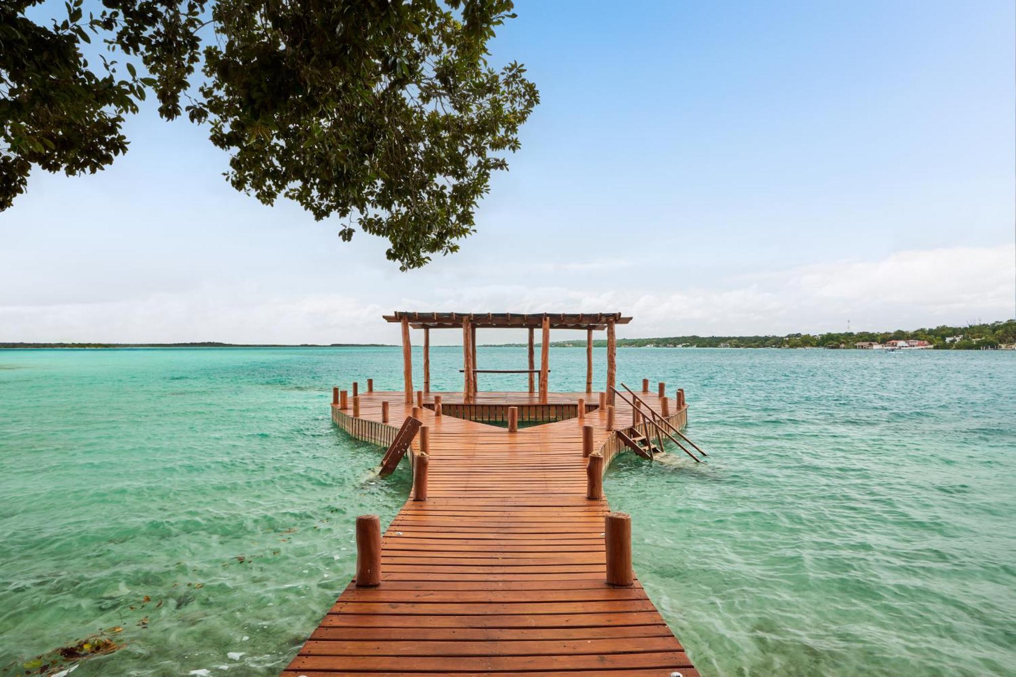 Cristalino Lagoon Front Hotel, Restaurant & Spa 巴卡拉尔 外观 照片