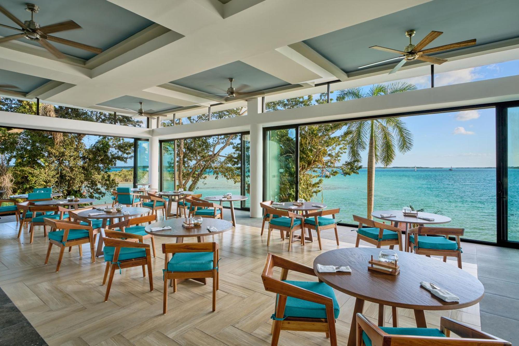 Cristalino Lagoon Front Hotel, Restaurant & Spa 巴卡拉尔 外观 照片
