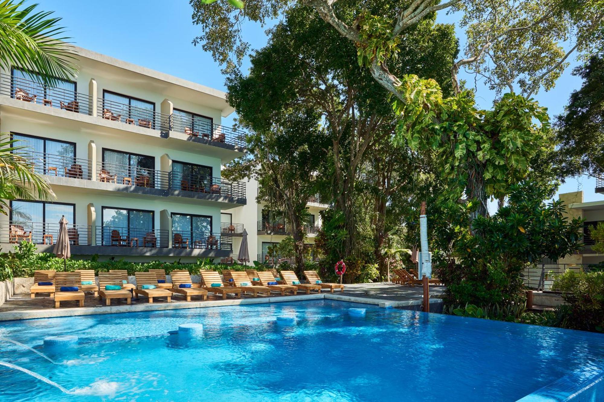 Cristalino Lagoon Front Hotel, Restaurant & Spa 巴卡拉尔 外观 照片