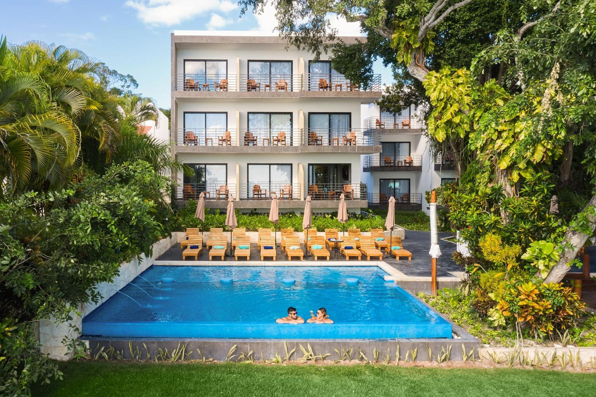 Cristalino Lagoon Front Hotel, Restaurant & Spa 巴卡拉尔 外观 照片