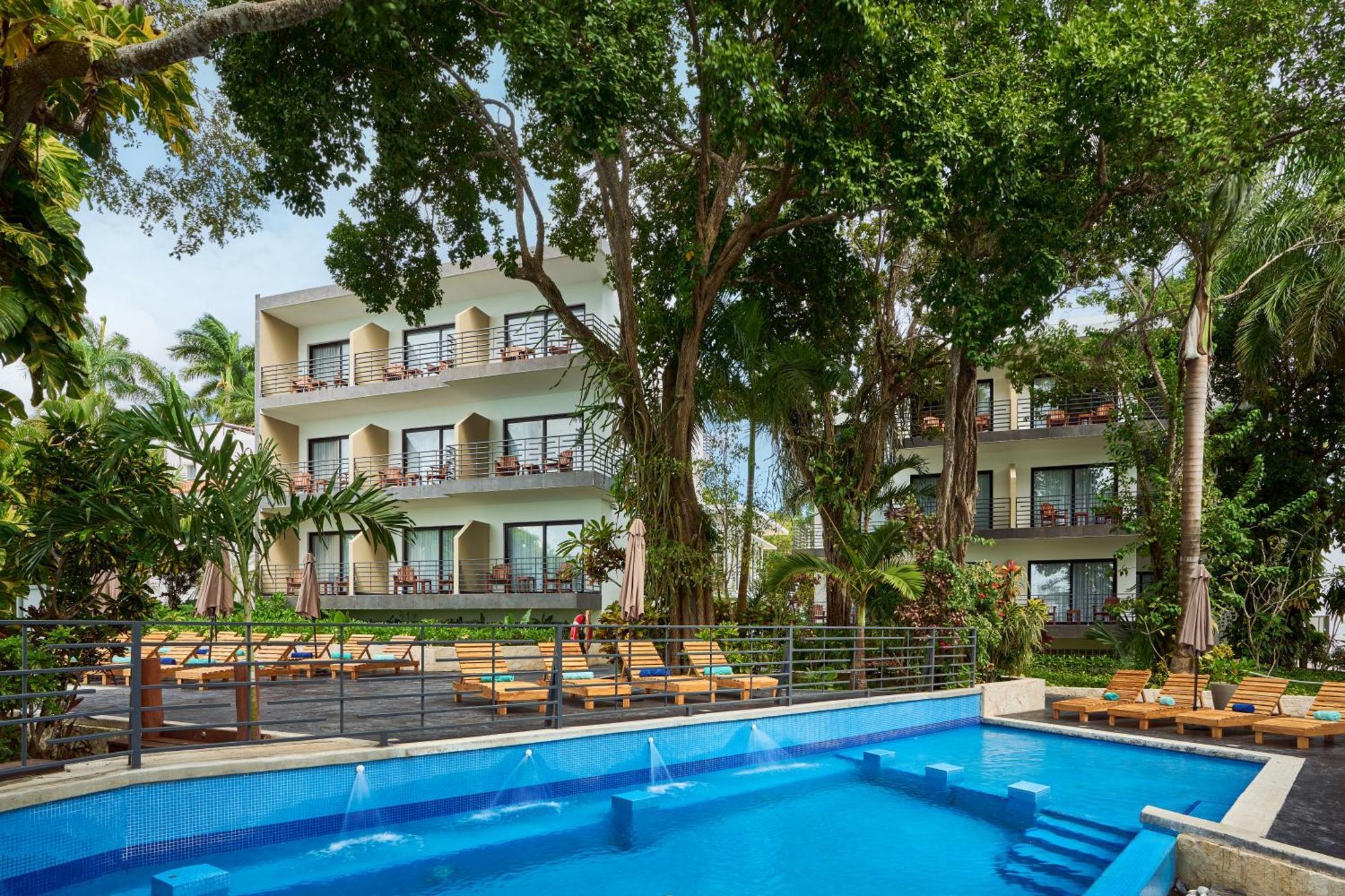 Cristalino Lagoon Front Hotel, Restaurant & Spa 巴卡拉尔 外观 照片