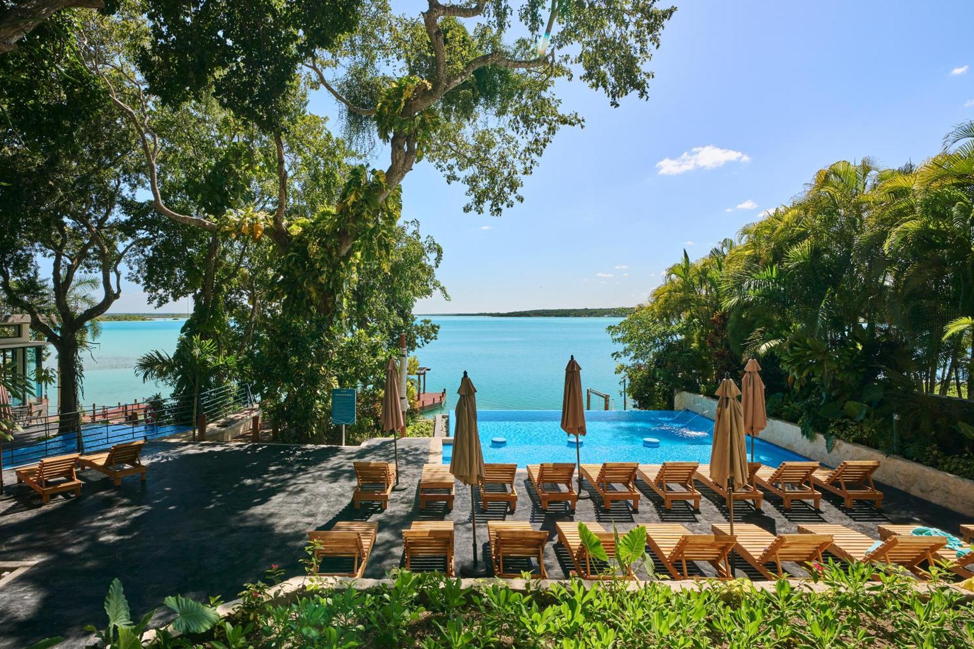 Cristalino Lagoon Front Hotel, Restaurant & Spa 巴卡拉尔 外观 照片